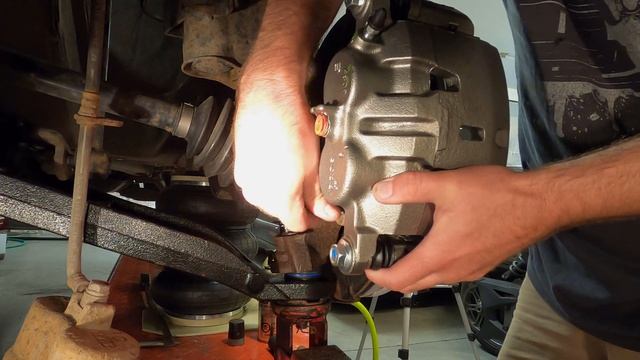 Honda Ridgeline Brake Upgrade - using Pilot brakes! full installation and results смотреть онлайн