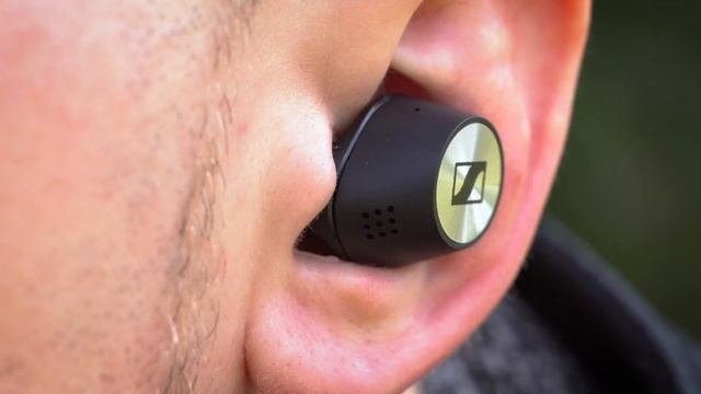 Sennheiser Momentum True Wireless 2 vs AirPods Pro: ANC Wireless Earbud Showdown! | Raymond Strazda смотреть онлайн