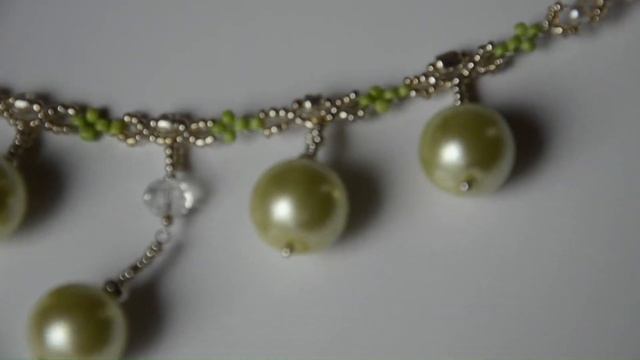 Колье С Жемчужинами и Серьги-Sunshine Lime Necklace and Earrings in Tone-Collar y Aretes - смотреть онлайн