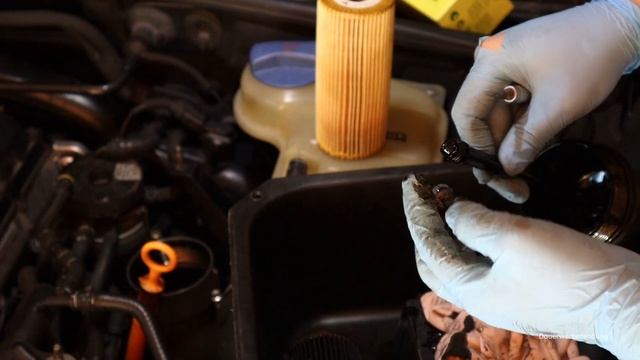 Kleine Wartung Am VW Passat 1.9 TDI (Ölwechsel, Innenraumfilter, Luftfilter)