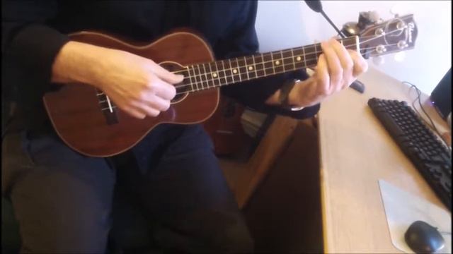It's Only A Paper Moon - Ukulele Solo смотреть онлайн