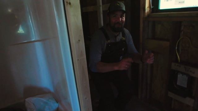 What does Rizzuto's House at RIZZ FARMS look like after 6 months? смотреть онлайн