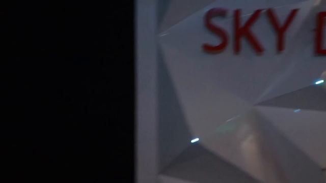 Trip to Malaysia's Tallest Tower - The KL Tower in Kuala Lumpur смотреть онлайн