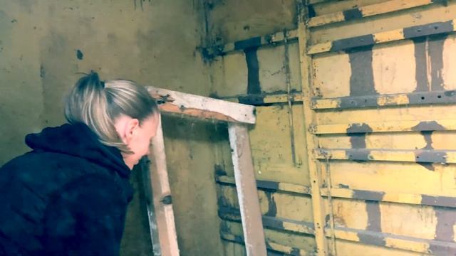 РЕМОНТ ДАЧНОГО ДОМА / КАПИТАЛЬНЫЙ РЕМОНТ КРЫШИ ПОЧТИ ГОТОВ / УБОРКА УЧАСТКА смотреть онлайн