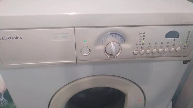 Тестовый режим Electrolux EWS 1046, часть 3 смотреть онлайн