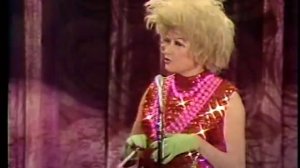 Phyllis Diller in performance 1978