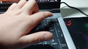 как включить подсветку на ноутбуке машнейк