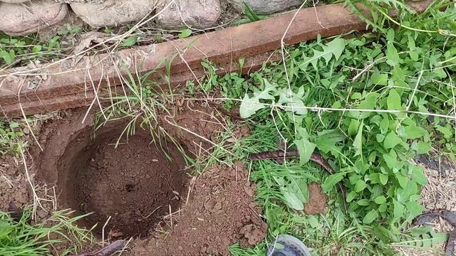 Бур для заливки сваи и посадки растений с комом земли. смотреть онлайн