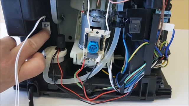 Delonghi water level sensor problem, machine does not turn on смотреть онлайн