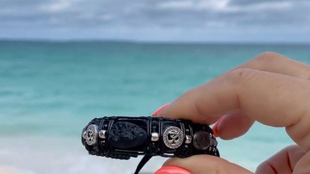 Мужской браслет с натуральным метеоритом man’s bracelet with meteorite смотреть онлайн