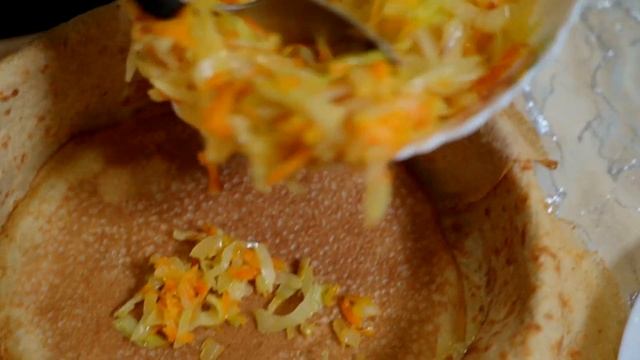 Простая кухня | Блинный пирог с мясом и капустой смотреть онлайн