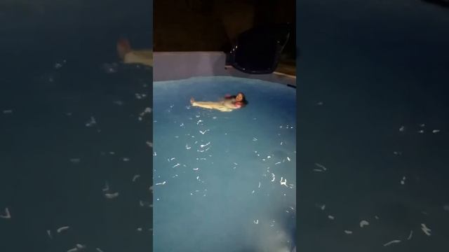 Купаемся))) смотреть онлайн
