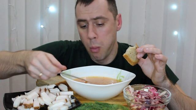 MUKBANG Щи с квашеной капустой / МУКБАНГ /  ASMR / Мукбанг Сеня / Eating Show / 먹방