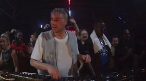 Fred again.. & Jamie xx - ID