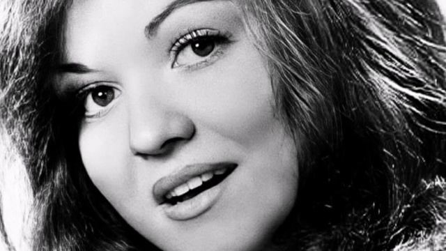 Gülden Karaböcek...Adaletin Bumu Dünya (45 Lik Plak)