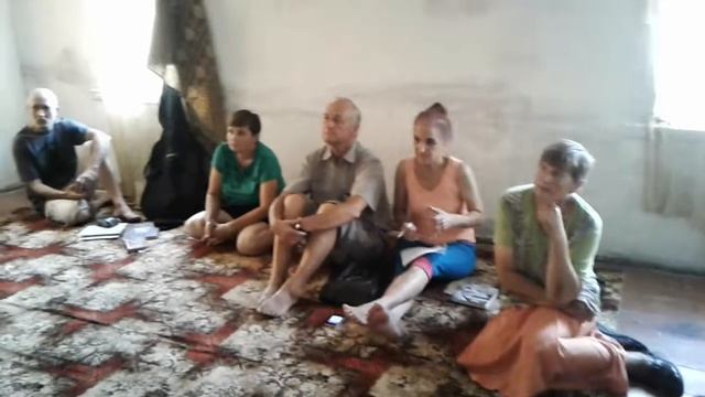 Как правильно мульчировать почву для растений? смотреть онлайн