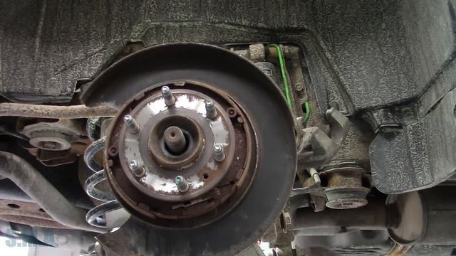 Buick Enclave: ABS / Traction Light & Service Side Detection System - Part 2