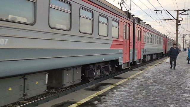 Электропоезд ЭД4М-0351 сообщением Новосибирск-Главный - Искитим смотреть онлайн