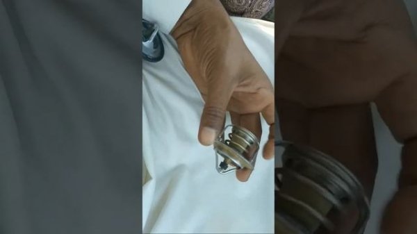 Daihatsu hijet cargo | Original thermostat valve,