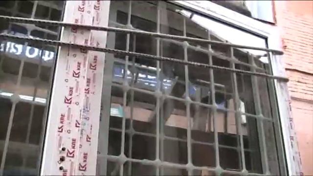 Белые римские решетки внутри стеклопакетов HES смотреть онлайн