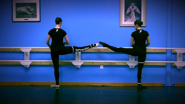 Floor and Barre Stretching Exercises for Flexibility |Get Fit Series| смотреть онлайн