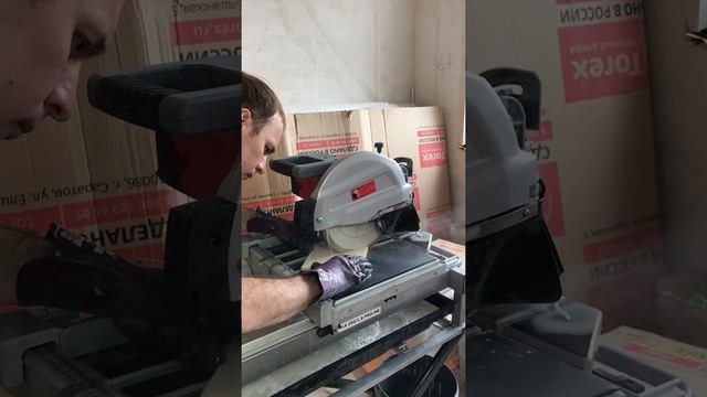 Резка Плитки на станке DIAM PLK 250/1.8 PROLINE от компании DIAM смотреть онлайн