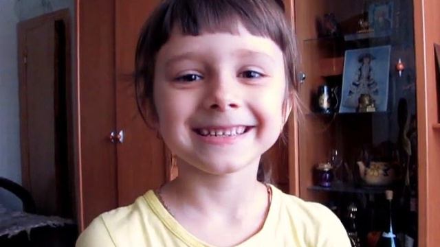 прикольно поет песню смотреть онлайн