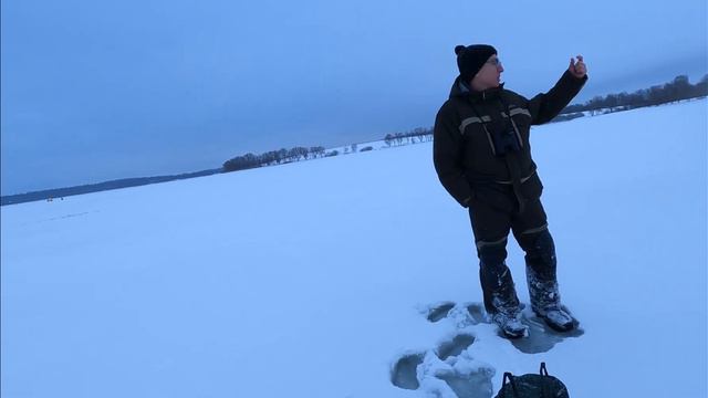 🔥зимняя рыбалка📣ловля щуки на жерлицы зимой👉зимняя жерлица👈 смотреть онлайн