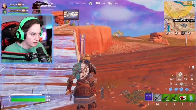 GIFTING Little Bro *NEW* Assassin's Creed BUNDLE in Fortnite! смотреть онлайн