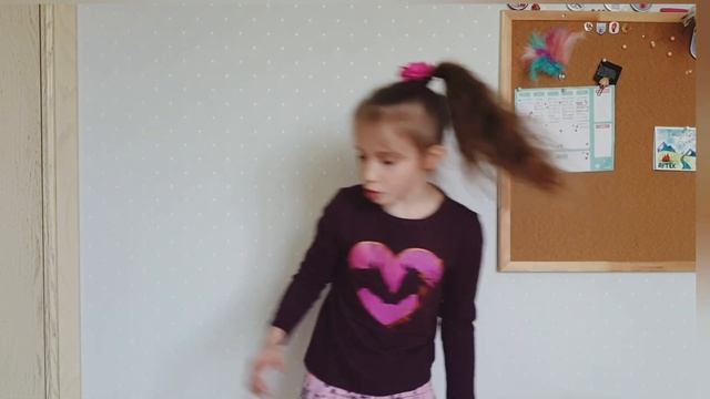 Прохорова Полина Ю.Поляков «В магазине зачем лошади корыто» смотреть онлайн