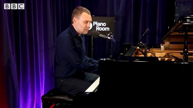David Gray - This Year's Love (Radio 2 Piano Room) смотреть онлайн