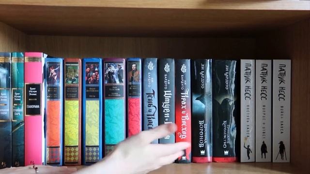 БОЛЬШОЙ ГИД ПО МОИМ КНИЖНЫМ ПОЛКАМ 2023 ? смотреть онлайн