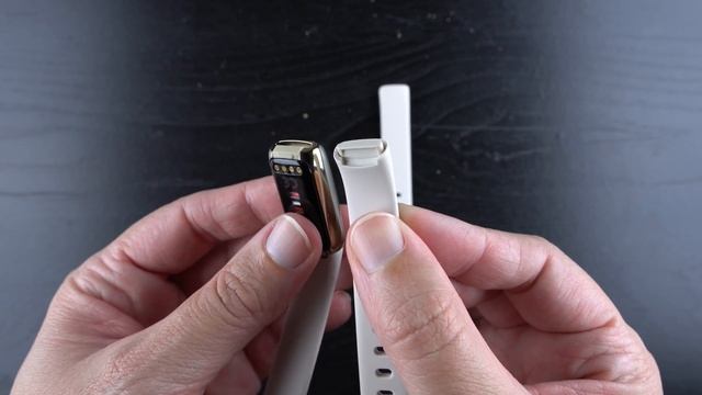 How to Change Fitbit Luxe Bands смотреть онлайн