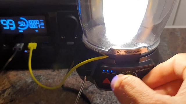 Goal Zero Lighthouse 600 LED camping light смотреть онлайн