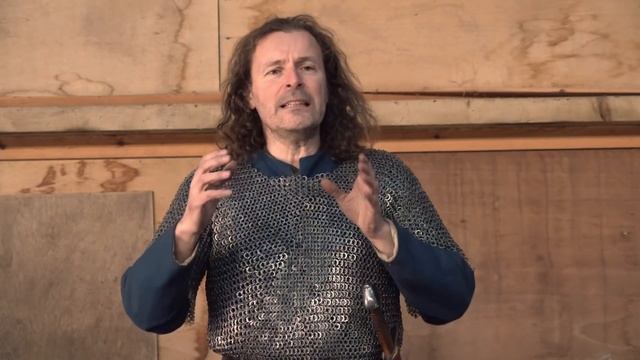 Why was this type of armour in use for so long? смотреть онлайн