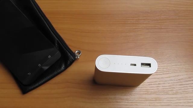 Обзор Xiaomi Powerbank 10400 mAh смотреть онлайн