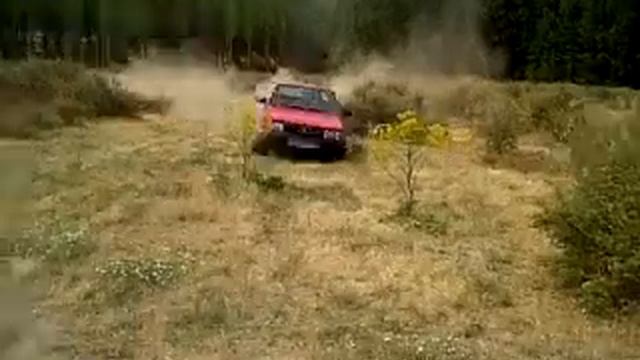 VW Polo 1990 Isi_Piriz.3GP смотреть онлайн