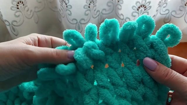 Плюшевый ПЛЕД своими руками для начинающих// Вяжем без спиц и крючка// #Alizepuffy #вязаниепледика