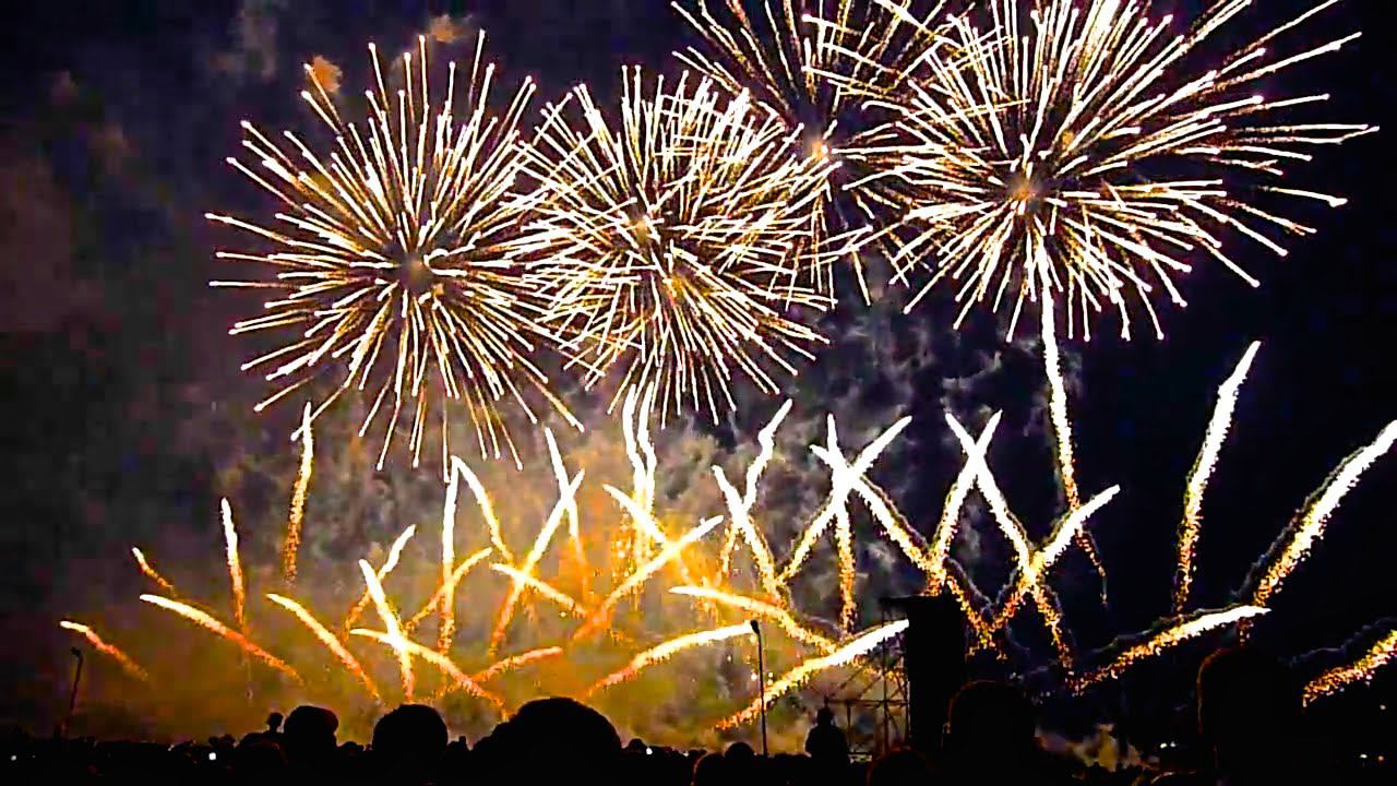 Музыкальный салют "Energy", фейерверк на день города смотреть онлайн