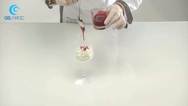 ВАЗОЧКА С ЛЕСНЫМИ ЯГОДАМИ смотреть онлайн