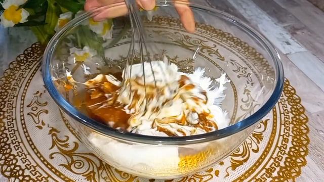 Самый Вкусный и Бюджетный Медовик С КАРАМЕЛЬНЫМ кремом ?Все просят этот Рецепт! смотреть онлайн