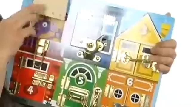 Melissa & Doug Развивающая Доска с Задвижками - KidsTheBest смотреть онлайн