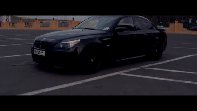 BMW M5 E60 Song