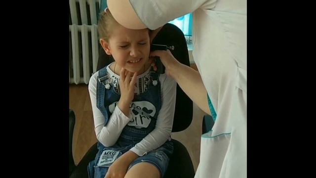 Проколоть уши. Больно или нет? смотреть онлайн