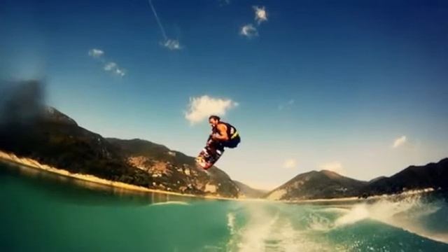 Замедленная съемка на водном скейте смотреть онлайн