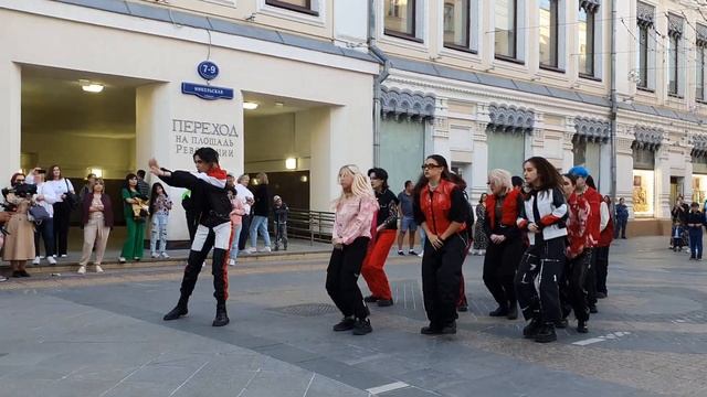 ТАНЕЦ - КЛАСС! Посвящается Майклу Джексону смотреть онлайн