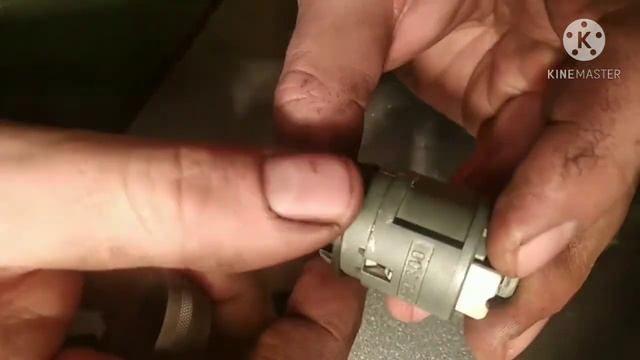 Ремонт замка зажигания на VW Passat B5 смотреть онлайн