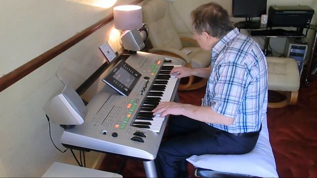 romance for violin and orchestra opus 50 Beethoven played on tyros3 смотреть онлайн