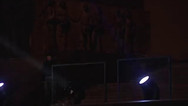 Рабочий и Колхозница смотреть онлайн