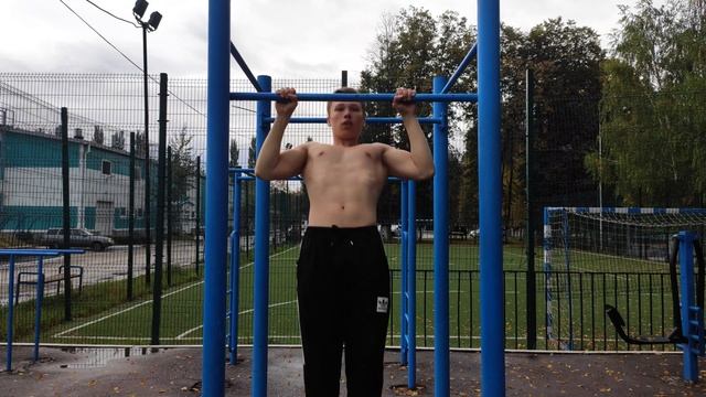 ЛУЧШИЙ ХВАТ при ПОДТЯГИВАНИЯХ | не Workout смотреть онлайн